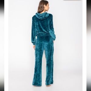 2pc-Velvet Cropped Hoodie & Jogger Set (Teal 🩵)-L